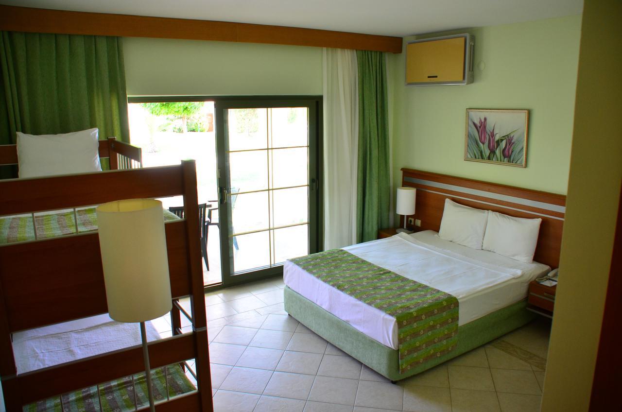 Adrina Beach Resort 5*