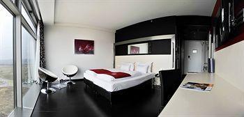 Pannonia Tower Hotel 4*