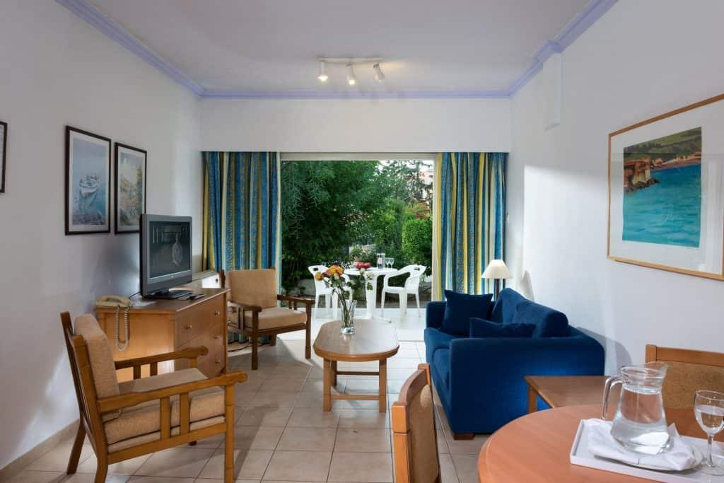 Paphos Gardens Holiday Resort 3*