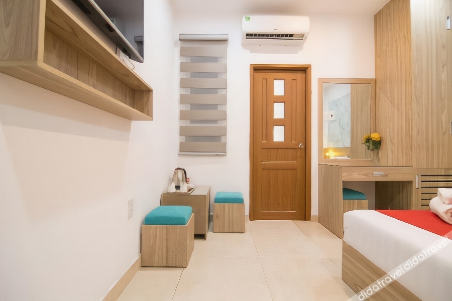 Cozrum - Love Hotel Tr?n Binh Tr?ng 2*