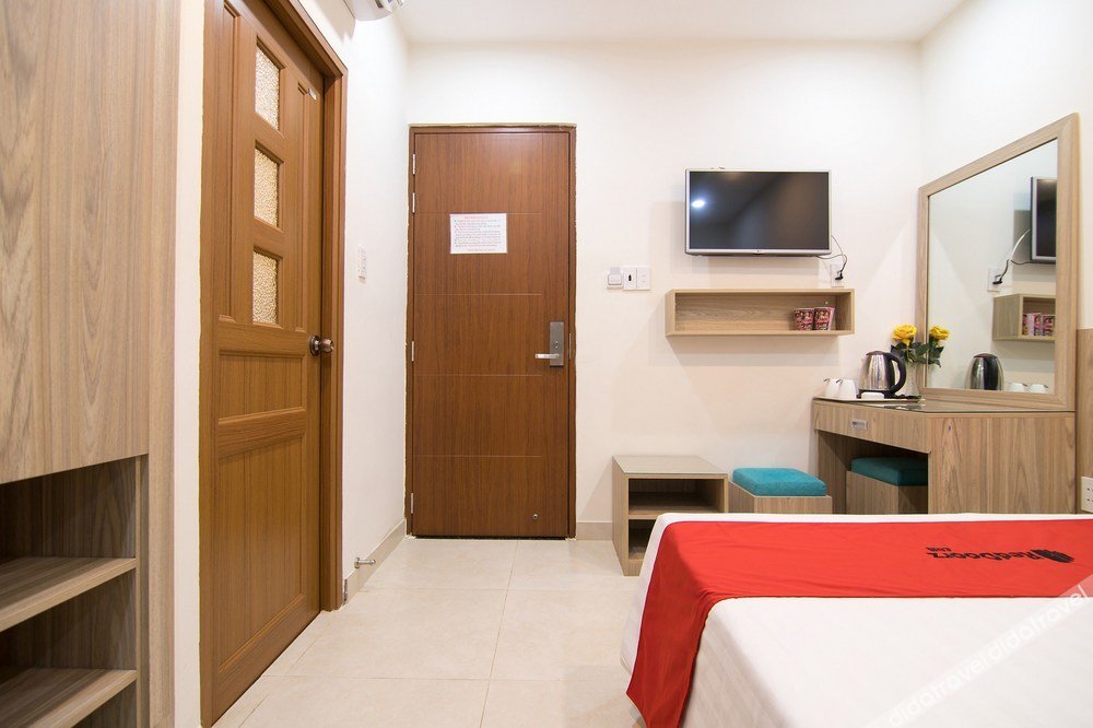 Cozrum - Love Hotel Tr?n Binh Tr?ng 2*