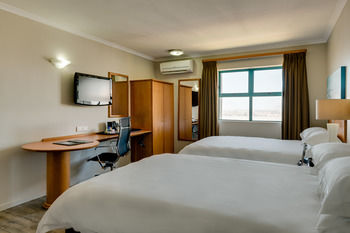 Protea Hotel by Marriott Cape Town Tyger Valley 3*