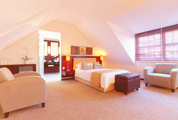 The Winchester Hotel by NEWMARK 4*