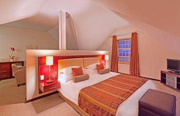 The Winchester Hotel by NEWMARK 4*