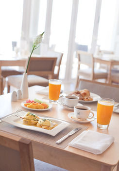 The Winchester Hotel by NEWMARK 4*