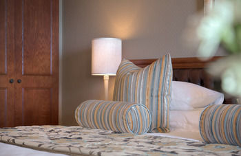 The Winchester Hotel by NEWMARK 4*