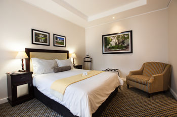 City Lodge Hotel GrandWest 3*