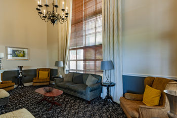 City Lodge Hotel GrandWest 3*