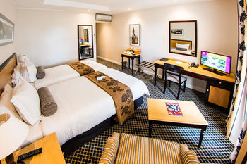 City Lodge Hotel GrandWest 3*