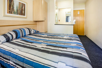 Road Lodge N1 City 1*