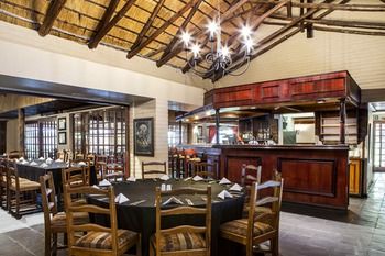 Premier Hotel Roodevalley 3*