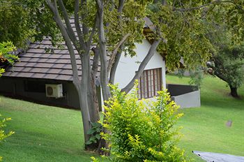 Premier Hotel Roodevalley 3*