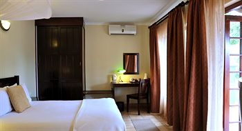 Premier Hotel Roodevalley 3*
