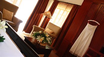 Premier Hotel Roodevalley 3*