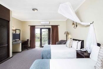 Premier Hotel Roodevalley 3*