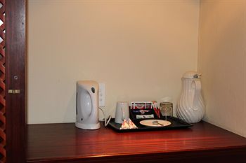 Premier Hotel Roodevalley 3*