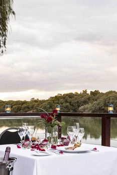 Premier Hotel Roodevalley 3*