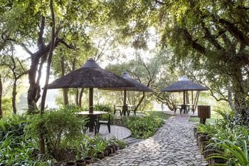Premier Hotel Roodevalley 3*