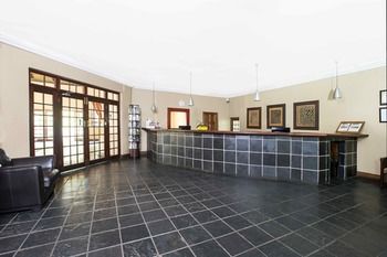 Premier Hotel Roodevalley 3*