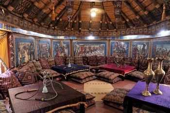 aha Lesedi Cultural Village 0*