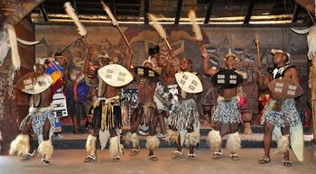 aha Lesedi Cultural Village 0*