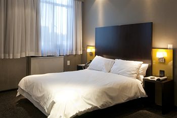 Manhattan Hotel 3*