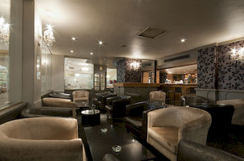 Manhattan Hotel 3*
