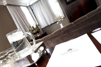 Manhattan Hotel 3*