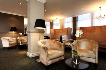 Manhattan Hotel 3*