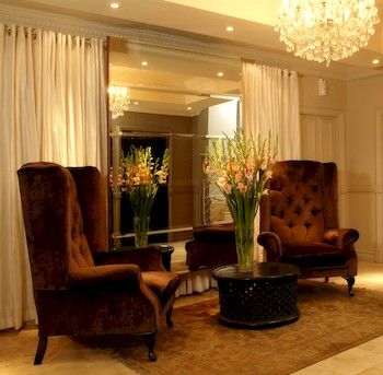 Manhattan Hotel 3*