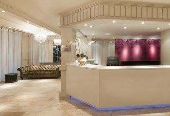 Manhattan Hotel 3*