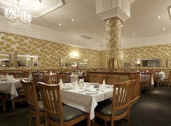 Manhattan Hotel 3*