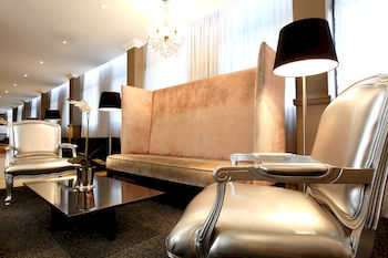 Manhattan Hotel 3*