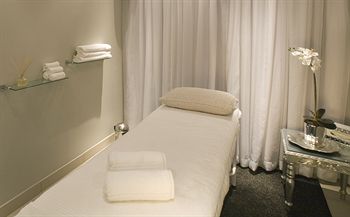 Manhattan Hotel 3*