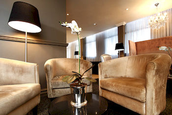 Manhattan Hotel 3*