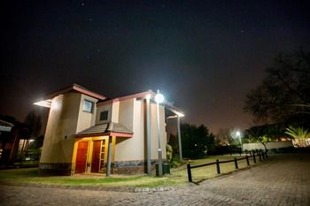 aha Kopanong Hotel & Conference Centre 3*