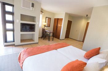 aha Kopanong Hotel & Conference Centre 3*