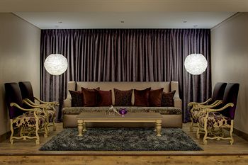 ANEW Hotel Hatfield Pretoria 4*