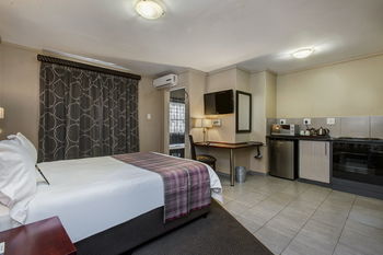 ANEW Hotel Hatfield Pretoria 4*