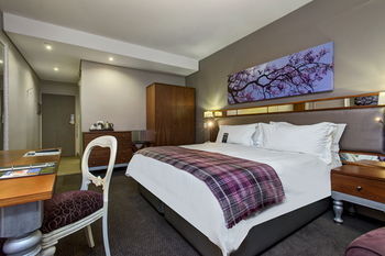 ANEW Hotel Hatfield Pretoria 4*