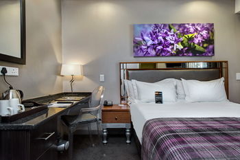 ANEW Hotel Hatfield Pretoria 4*