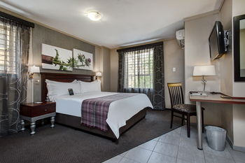 ANEW Hotel Hatfield Pretoria 4*