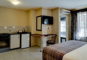 ANEW Hotel Hatfield Pretoria 4*