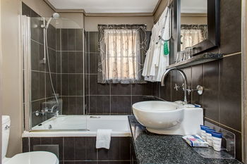 ANEW Hotel Hatfield Pretoria 4*