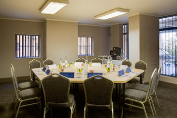 ANEW Hotel Hatfield Pretoria 4*