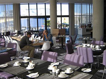 aha Gateway Hotel 3*