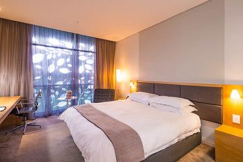 aha Gateway Hotel 3*