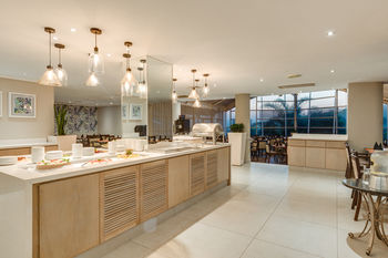 Protea Hotel by Marriott Karridene Beach 3*
