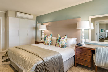 Protea Hotel by Marriott Karridene Beach 3*