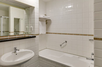 Protea Hotel by Marriott Karridene Beach 3*